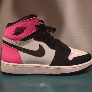 Nike Jordan 1 Valentine's Day (GS) 2017 5Y